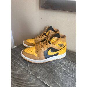 Nike Women's Air Jordan 1 Mid Chutney Taxi Black [BQ6472-700] Size 5.5 Women’s